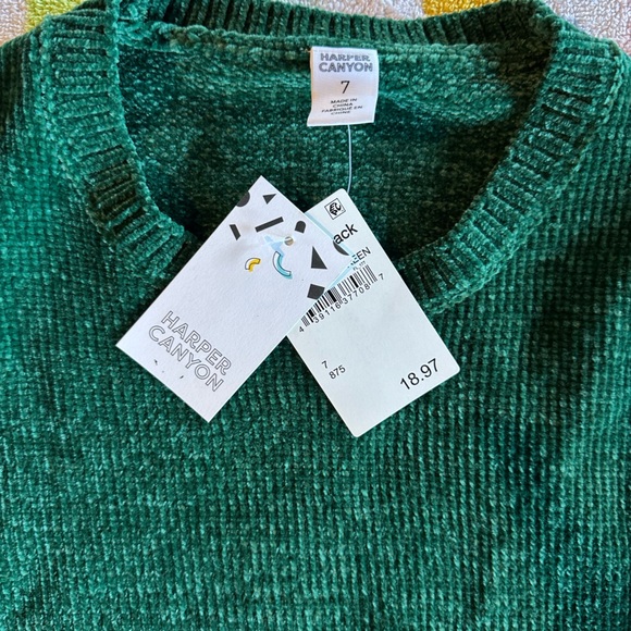 Girls Green Sweater - Picture 2 of 2